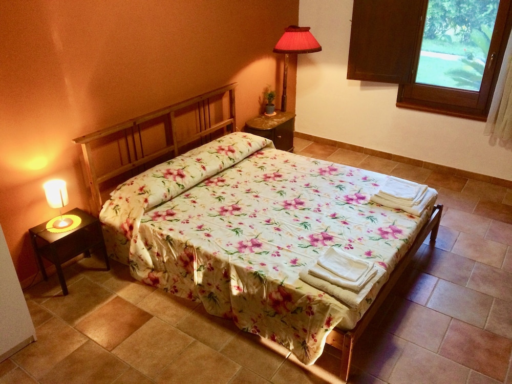 Double Room (Camelia) photo 1
