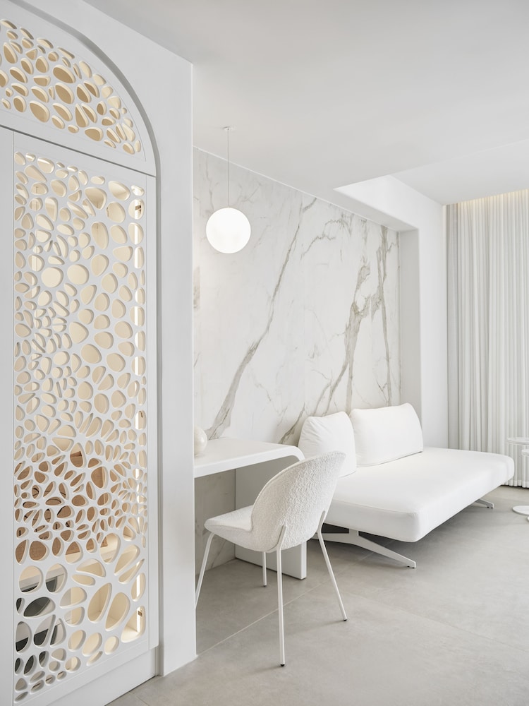 Suite, Private Pool, Sea View - Photo 28