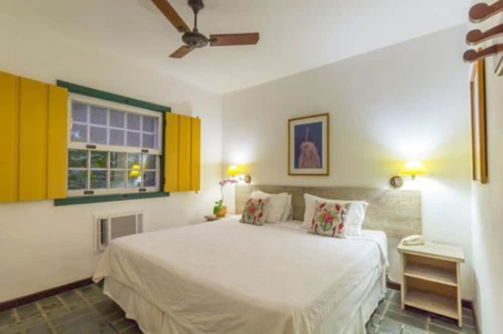Standard Double or Twin Room photo 1