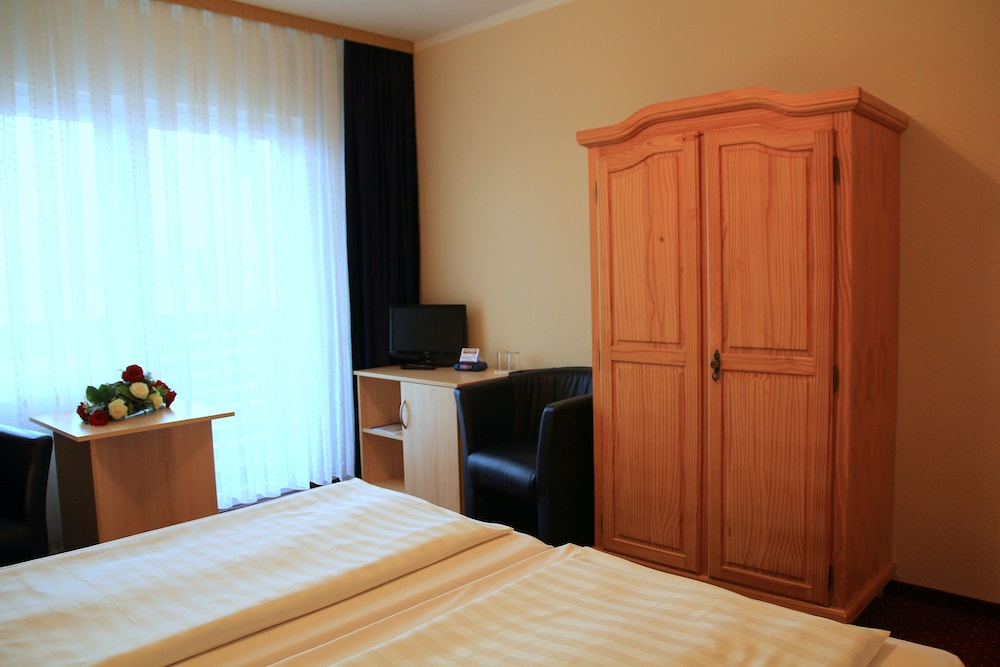 Standard Double Room photo 2