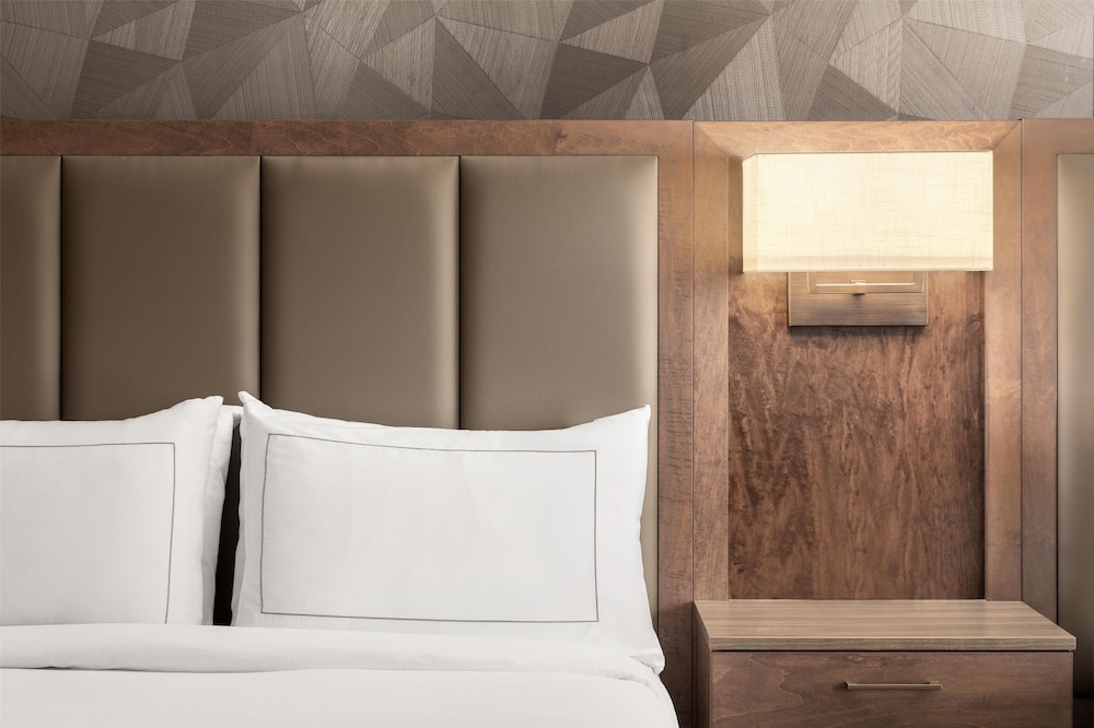 Suite, 2 Queen Beds - Photo 3
