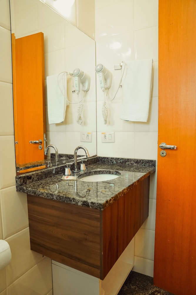 Deluxe Quadruple Room, 1 Bedroom photo 3
