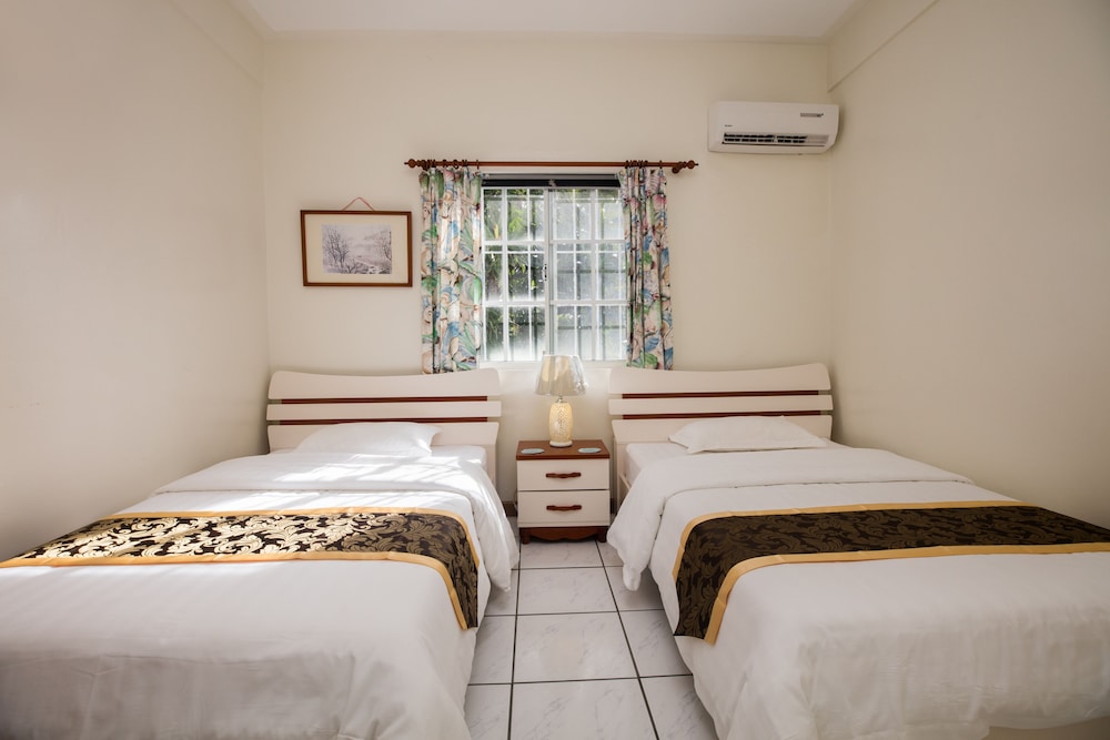 Standard Room, 2 Twin Beds photo 3