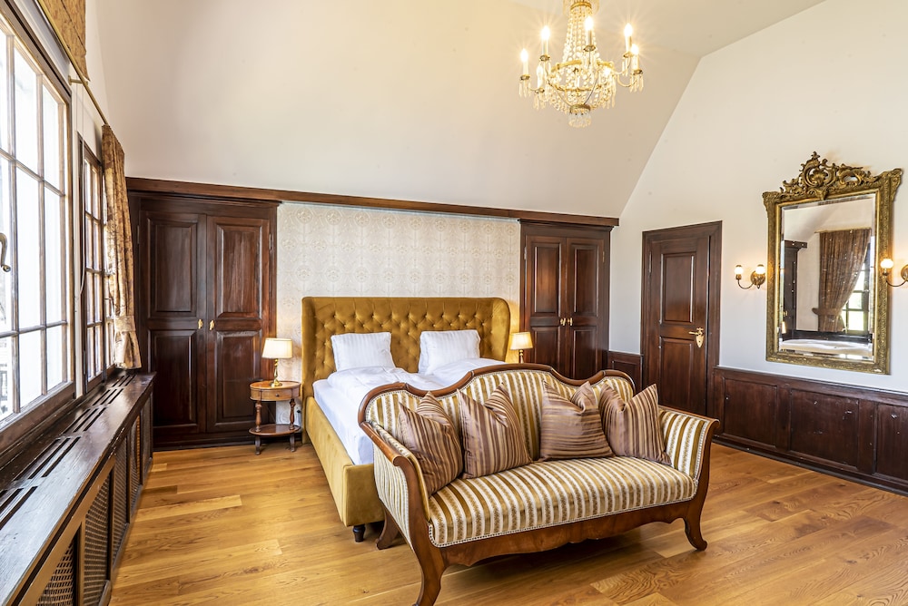 Suite - Photo 7