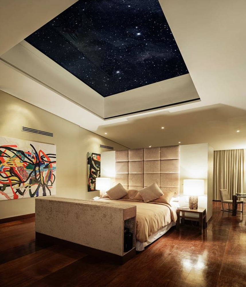 Penthouse photo 1