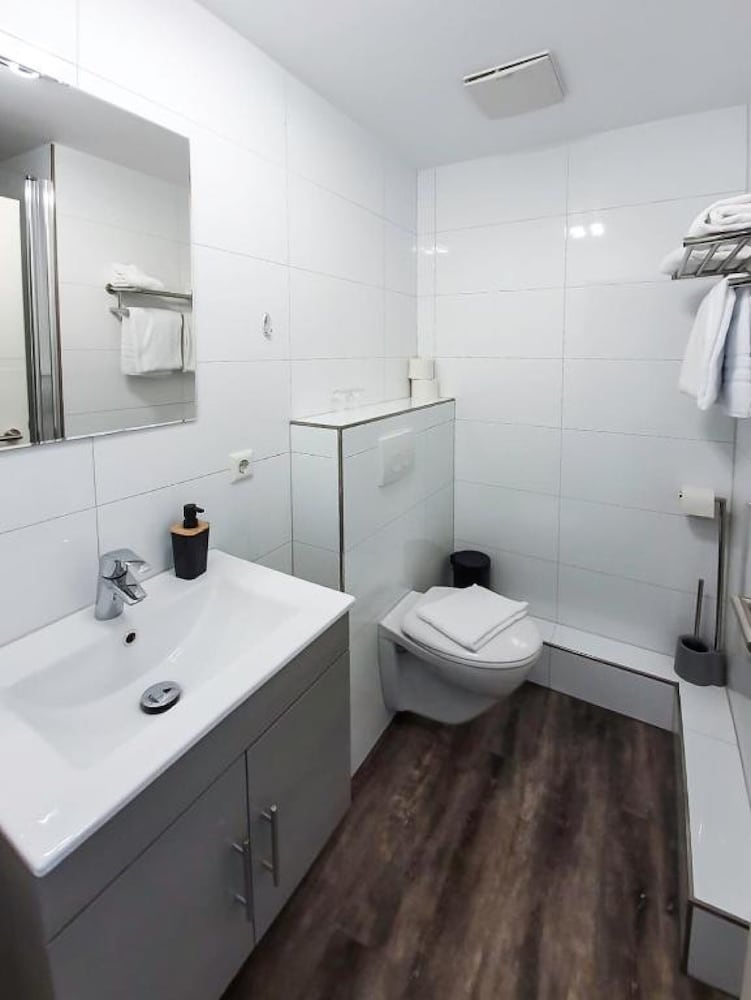 Standard Double Room, 1 Double Bed photo 3