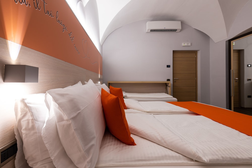 Classic Triple Room photo 3