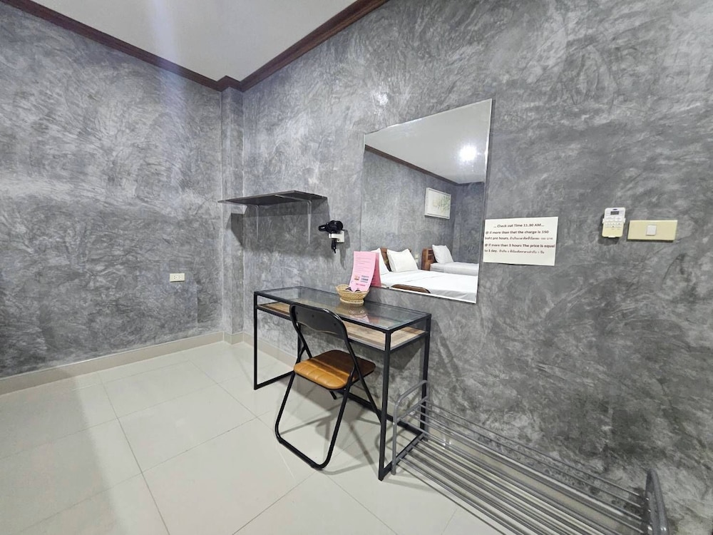 Standard Triple Room - Photo 3