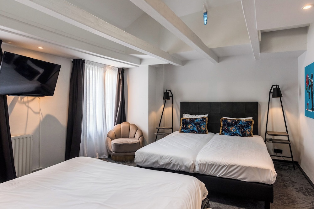 Standard Quadruple Room photo 1