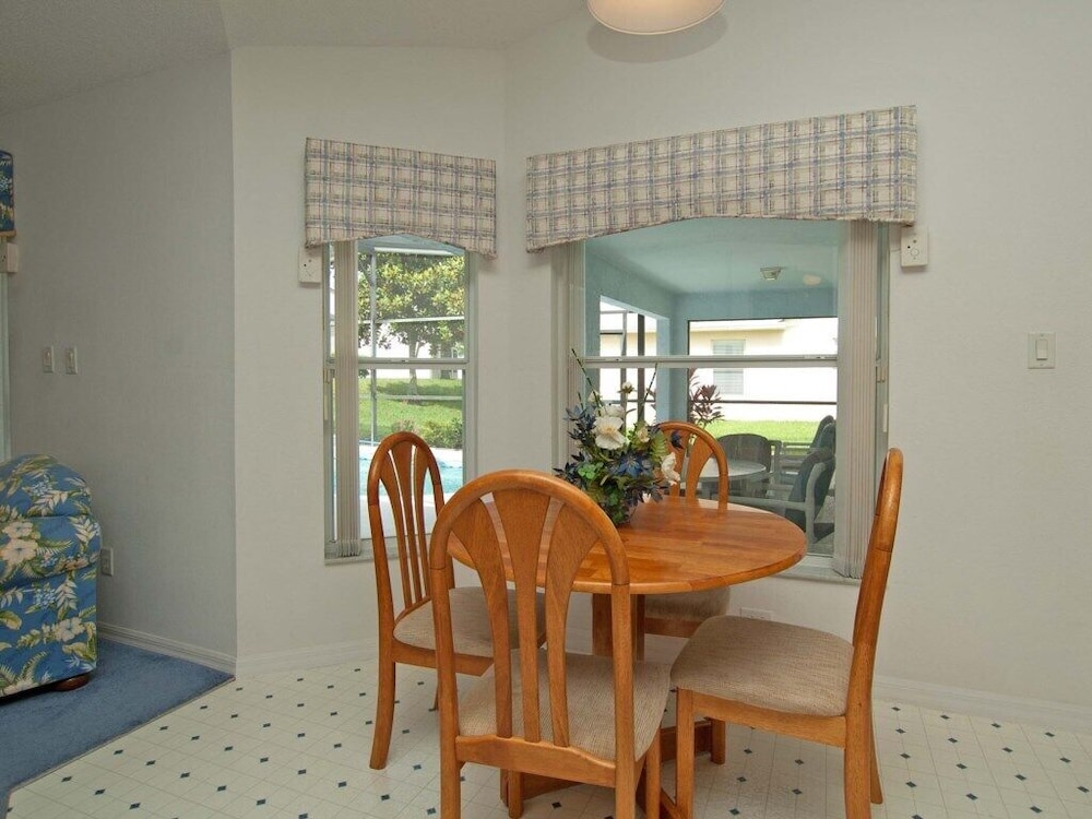 House, 4 Bedrooms photo 3