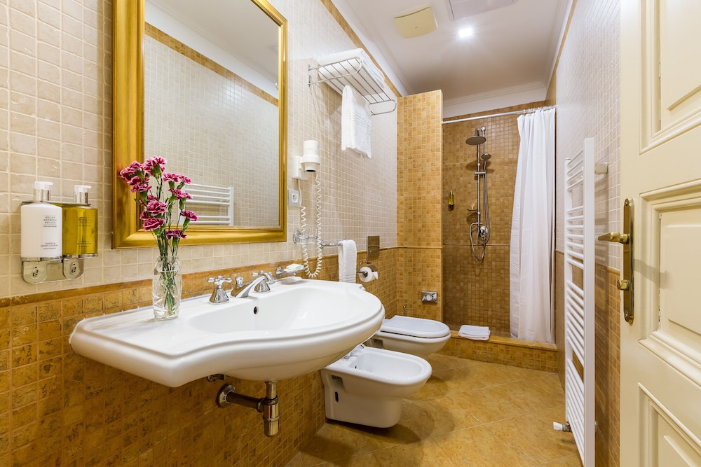 Available room