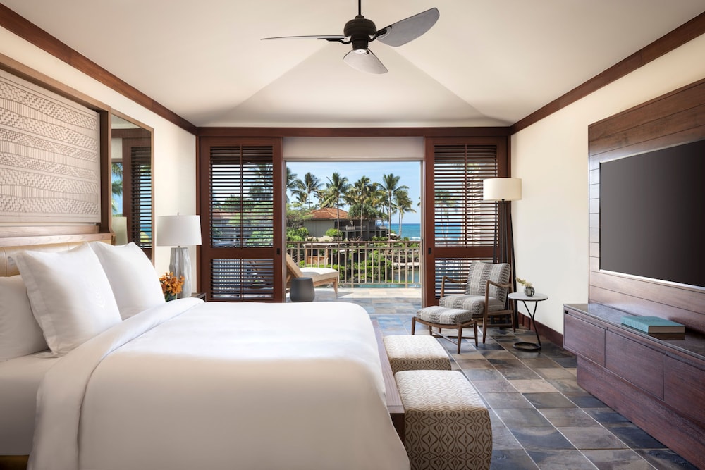 Deluxe Room, 1 King Bed With Sofa Bed, Ocean View