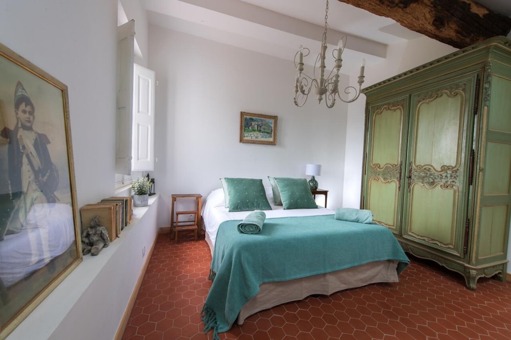 Double Room, Pool View (Mourvèdre)