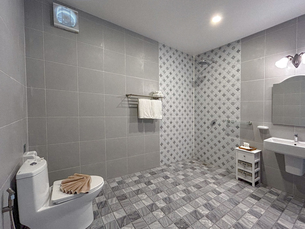 Family Suite - Photo 8