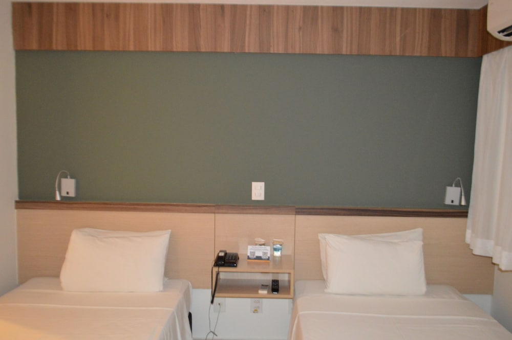 Executive Single Room, 2 Twin Beds - Photo 5