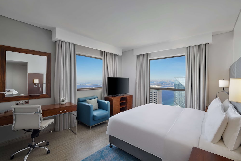4 Bedroom Family Suite W/ Sea View - Balcony thumbnail 5