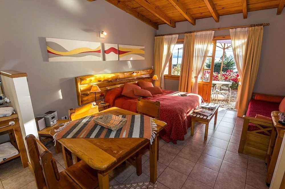 Standard Double Room, Kitchen, Lagoon View photo 1