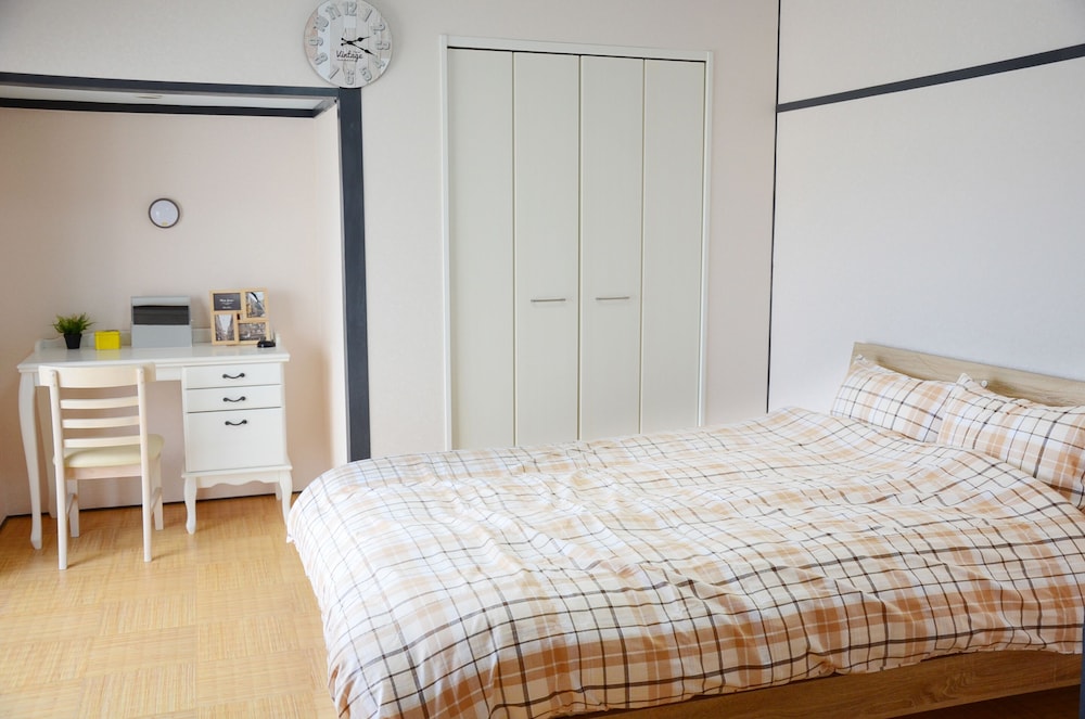 403 photo 1