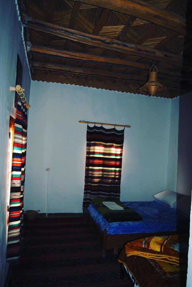 Classic Triple Room, Non Smoking, Mountain View photo 1