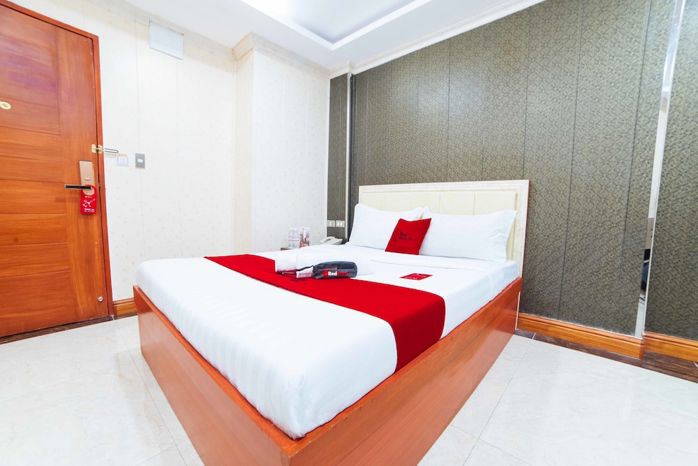 Double Room (Window Is Not Guaranteed) photo 2