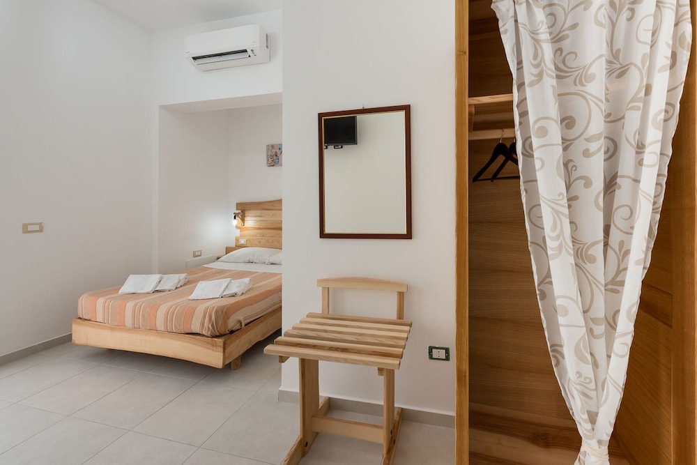 Apartment, 2 Bedrooms, Terrace, Sea View (Casa Marina) photo 2