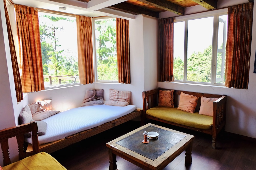 Suite, Balcony, Mountain View photo 1