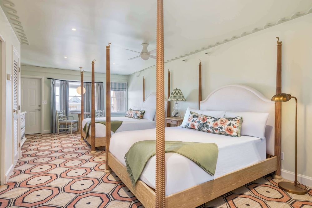 Room, 2 Queen Beds, Accessible - Photo 1