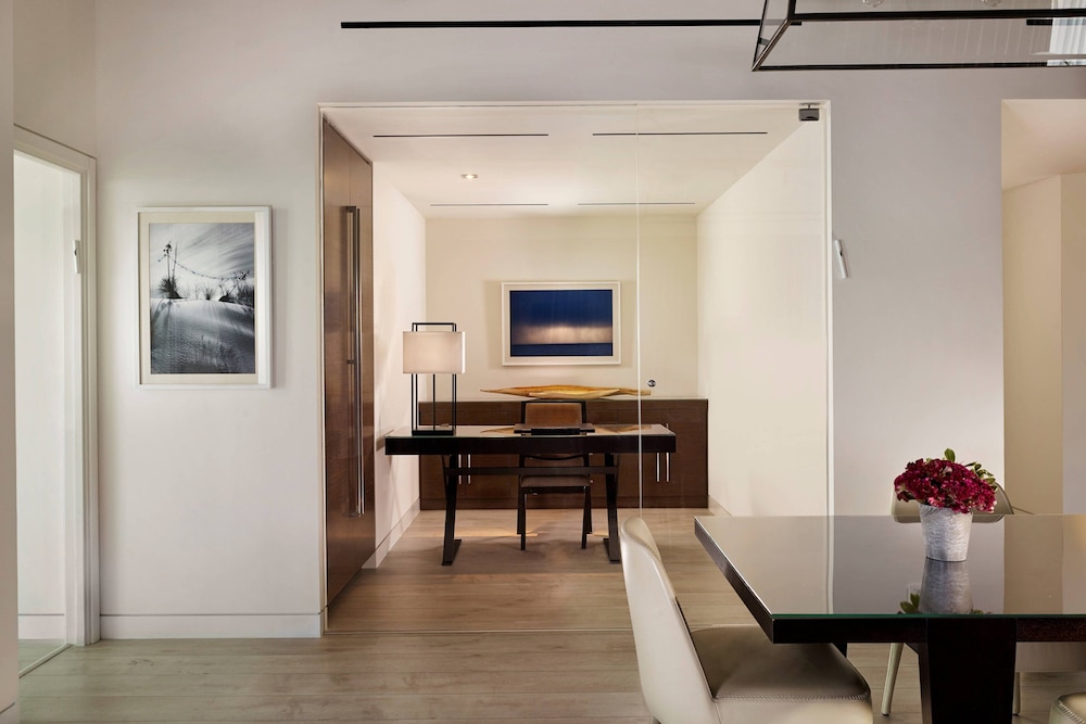 Penthouse Suite, 1 Bedroom, 1 King, Sea View