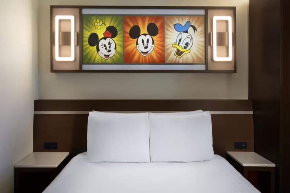 Top 10 Disney Resort Hotels in Lake Buena Vista, Florida with No Carpet