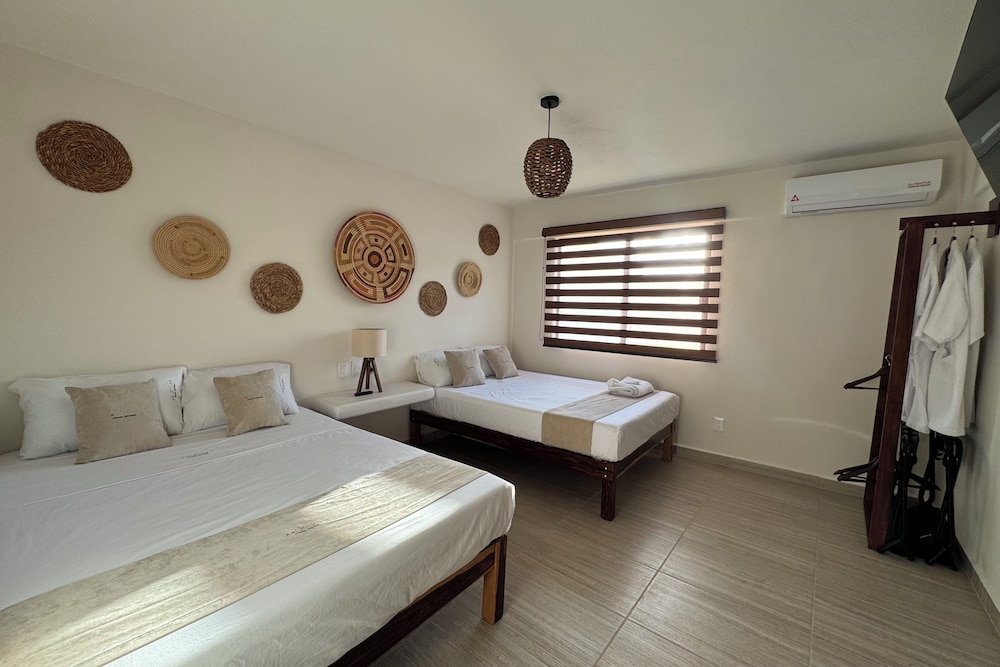 Comfort Suite photo 1