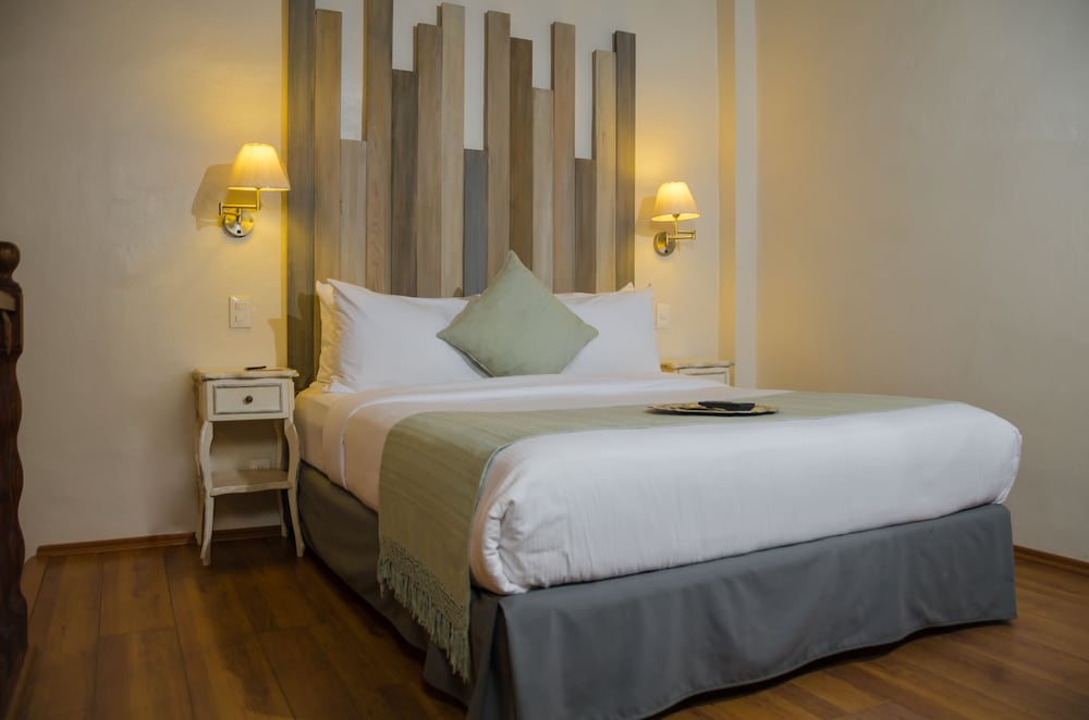 Junior Suite, 1 Queen Bed