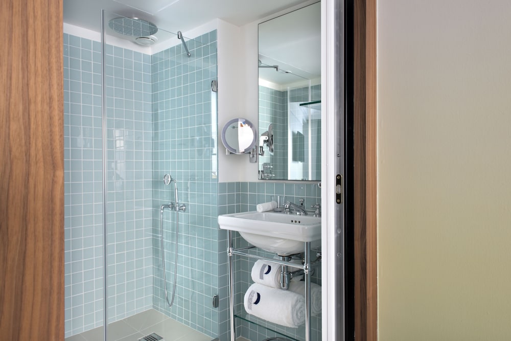 Deluxe Double Room With Spa Access photo 3