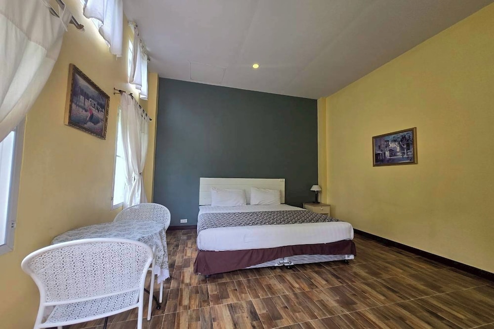 Villa photo 3