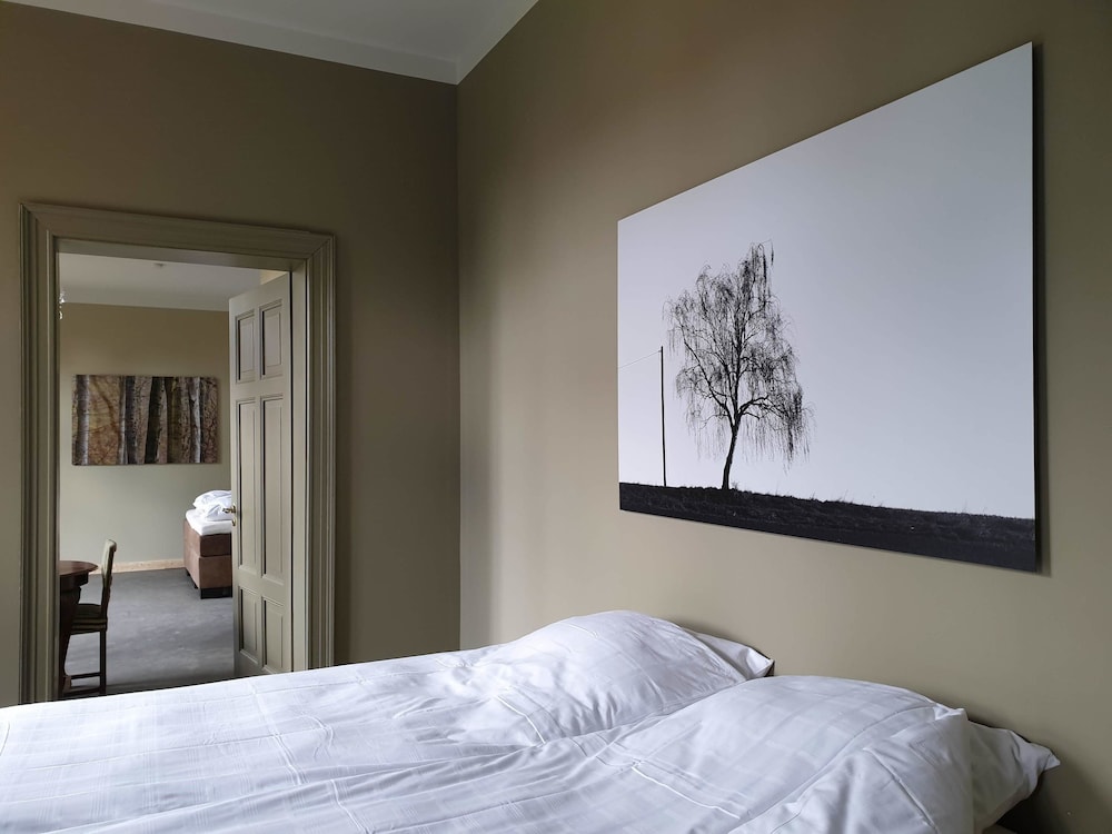 Royal Suite photo 2