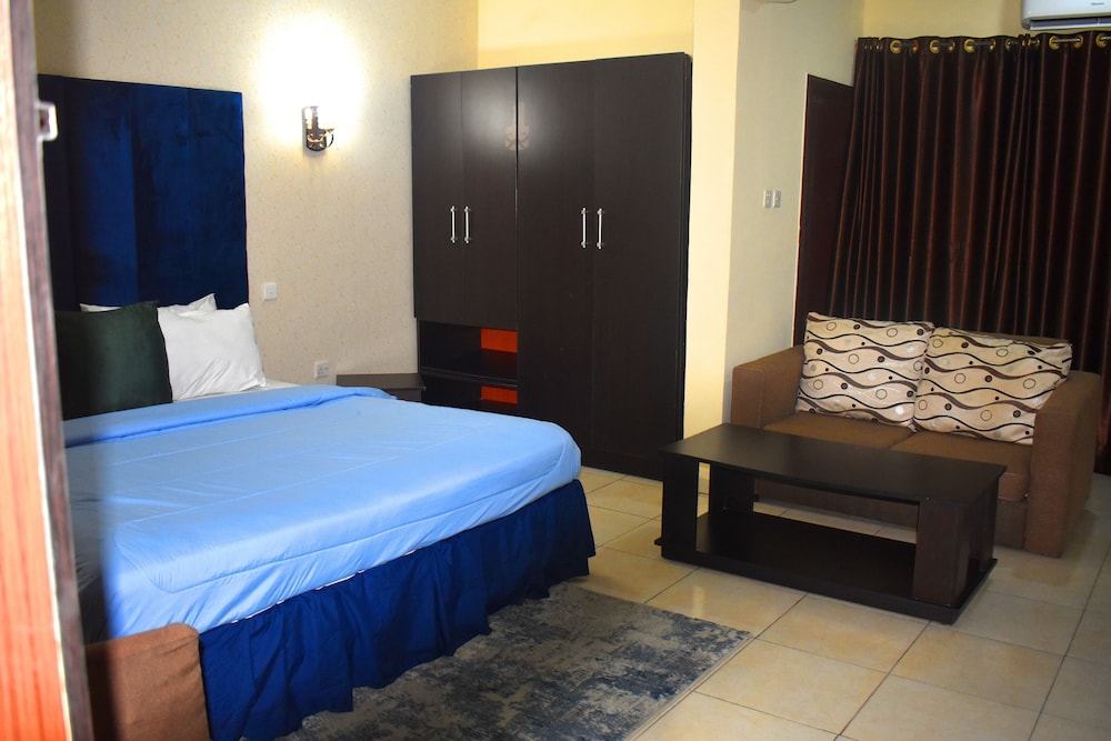 Deluxe Room - Photo 4