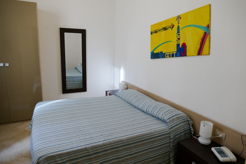 Family Apartment, 2 Bedrooms photo 2