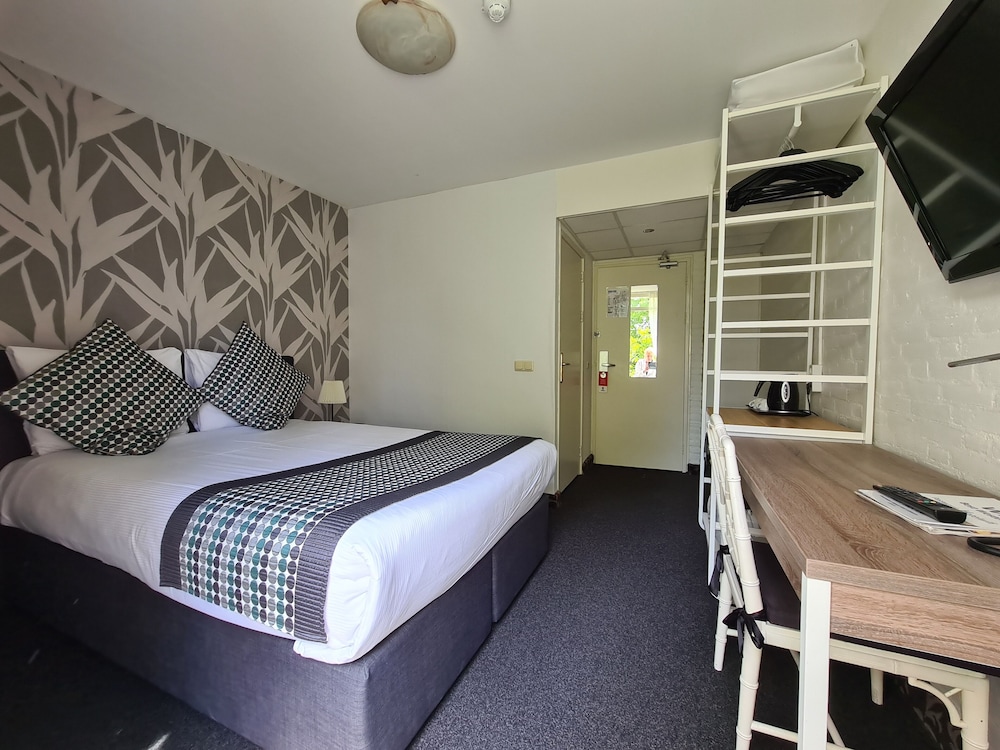 Business Room, 1 Queen Bed, Non Smoking - Photo 1