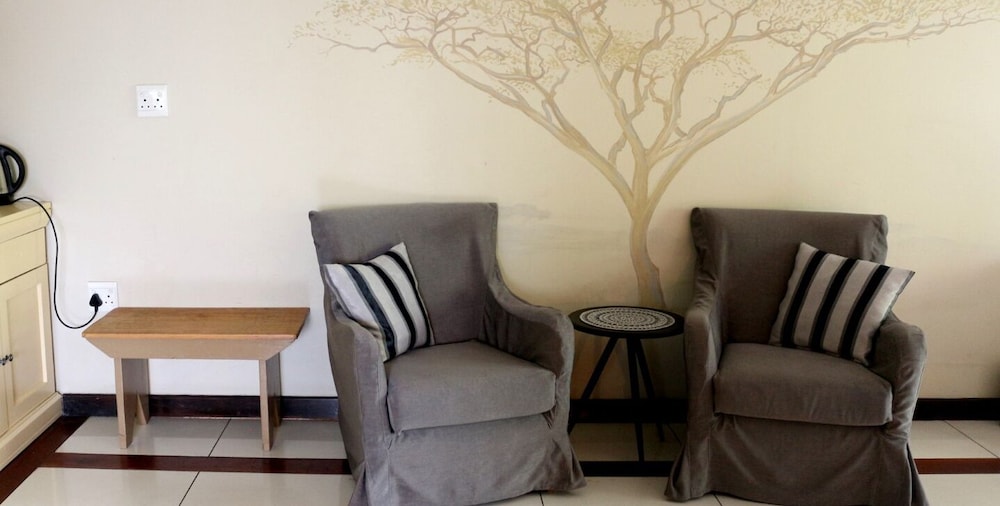 Standard Double Suite - Photo 13