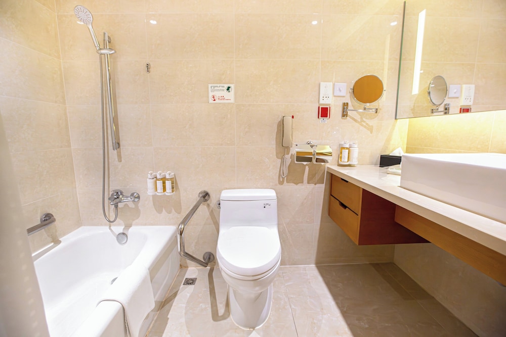 Standard Room, 2 Twin Beds, Accessible - Photo 1