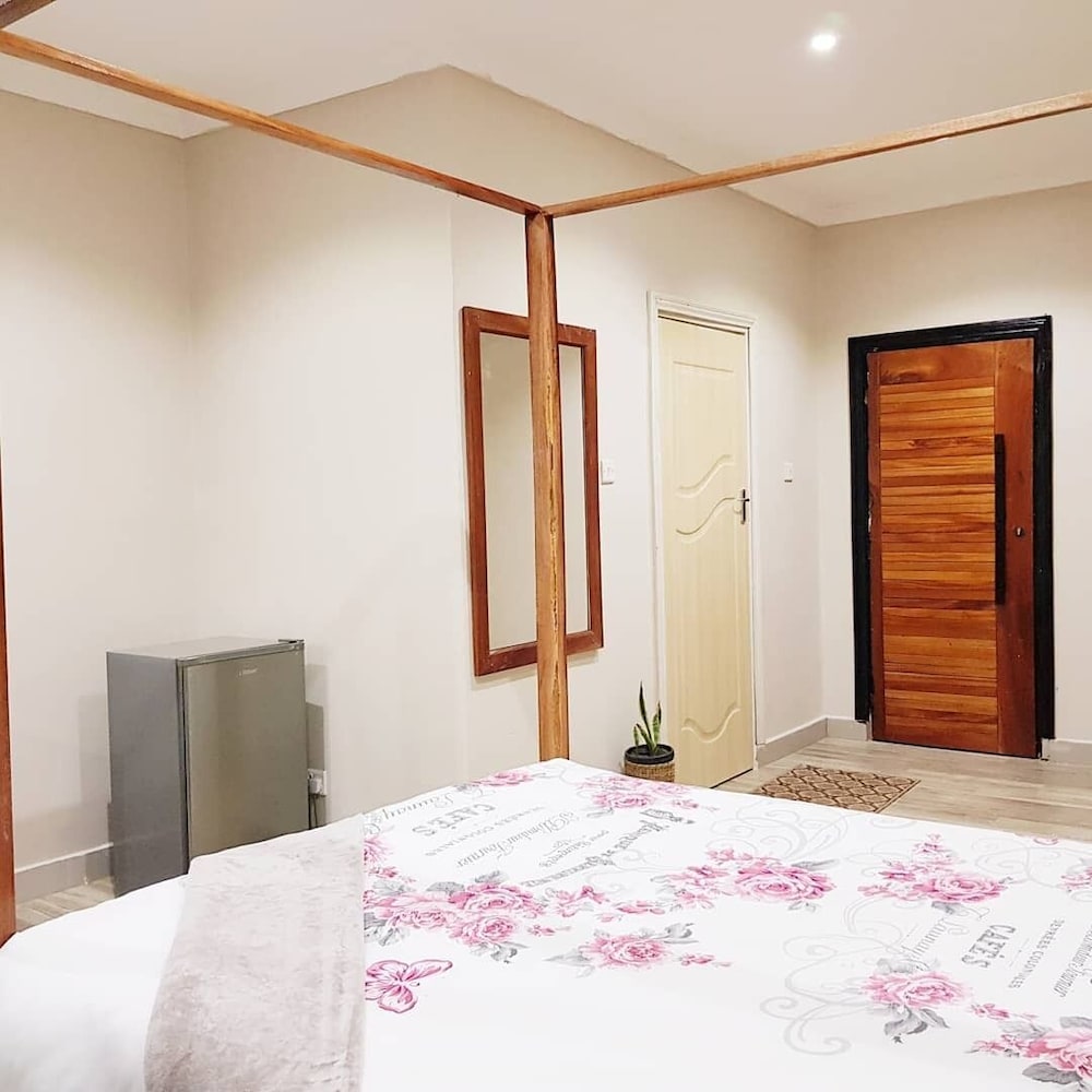Basic Double Room photo 3