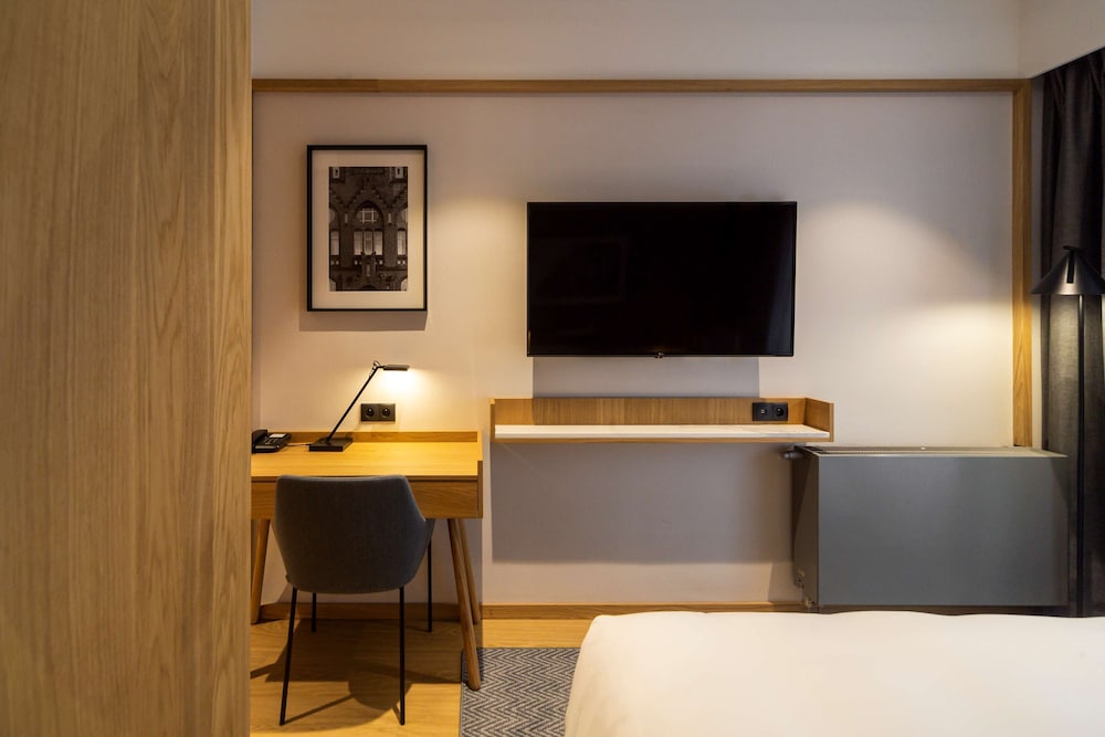 Room (Small Cosy)