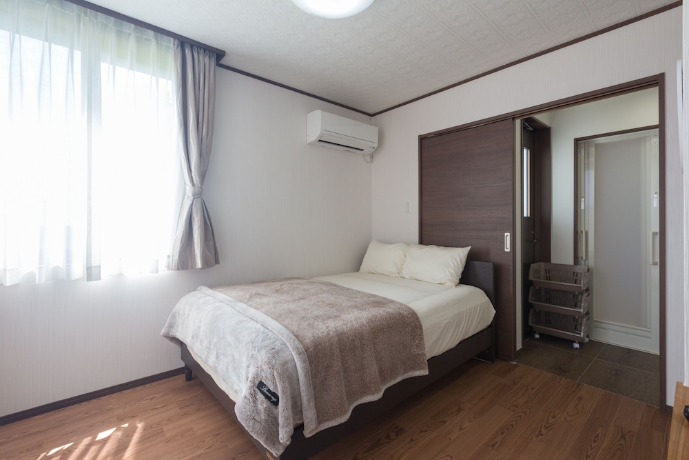 Private Vacation Home - Photo 18