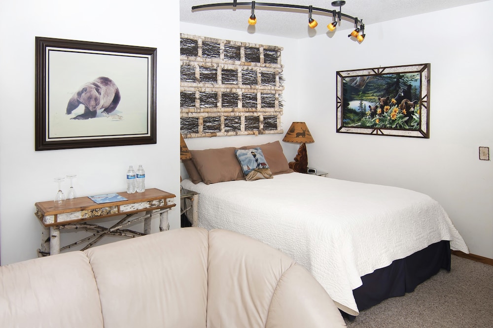 Deluxe Double Room, Ensuite, Lake View (Harbor View Suite) photo 2