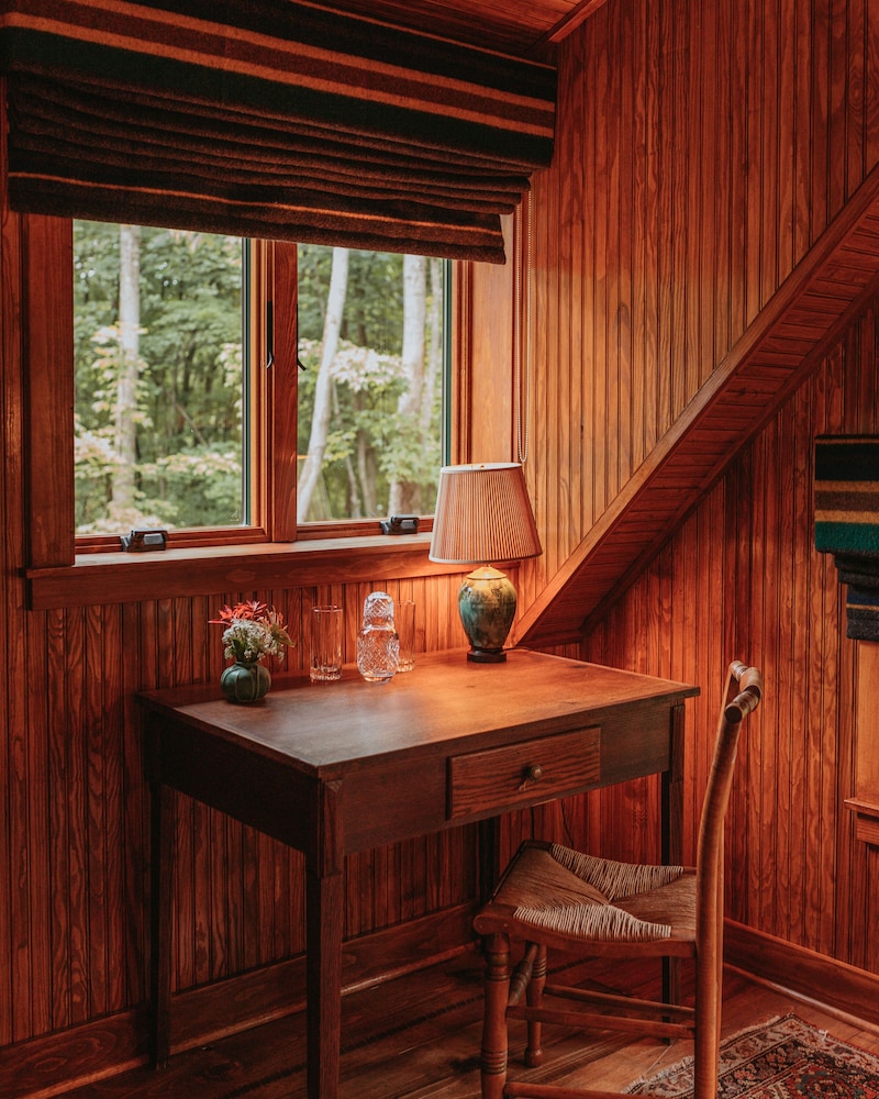 Signature Cabin, Fireplace, Annex Building photo 1