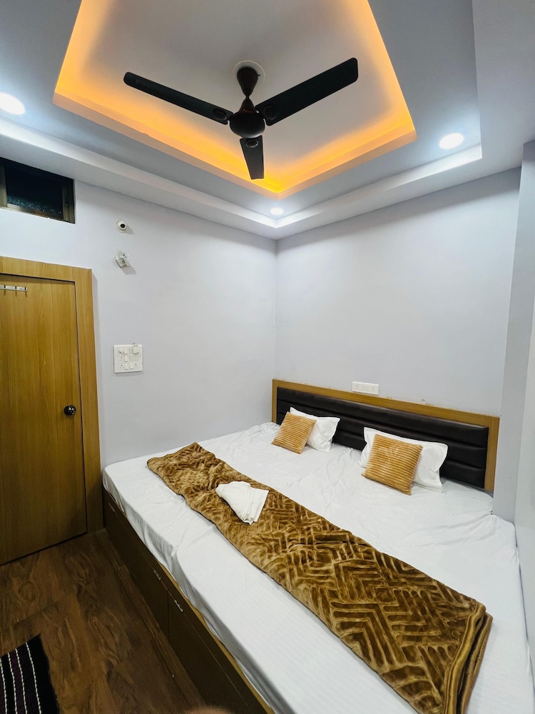 Luxury Double Room, City View