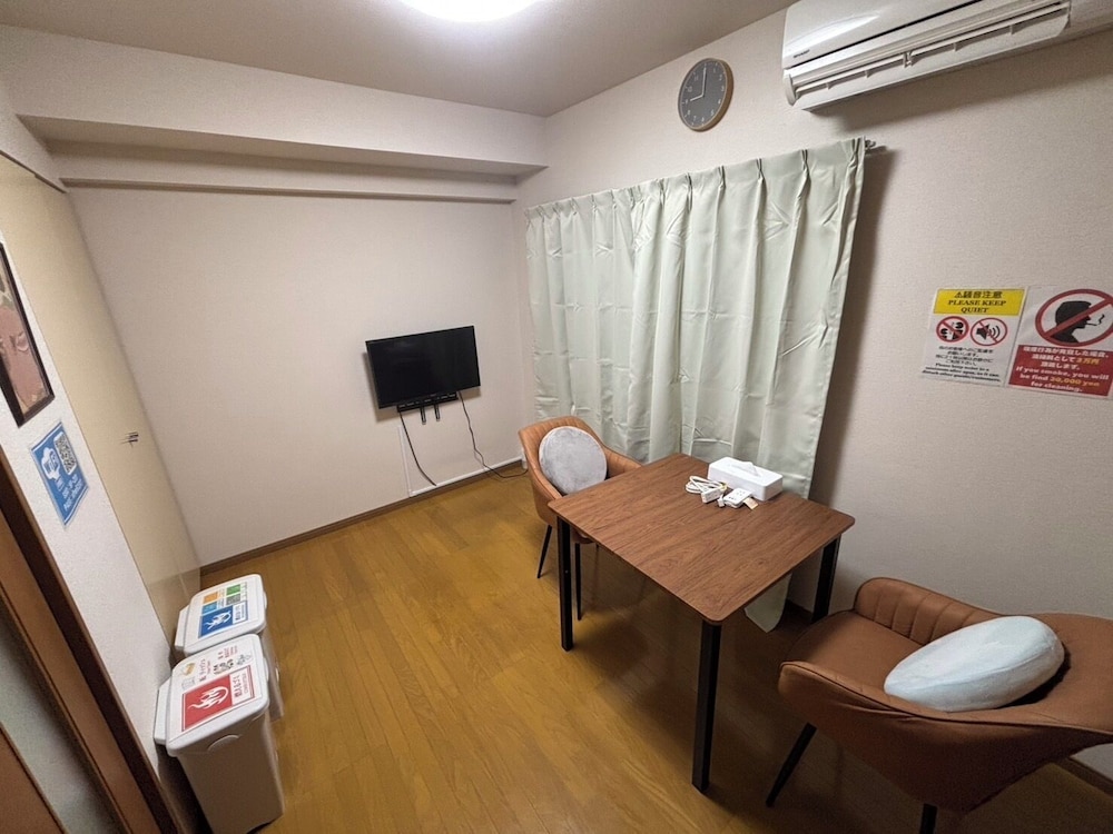 Basic Apartment, 1 Bedroom, Non Smoking, Kitchen photo 3