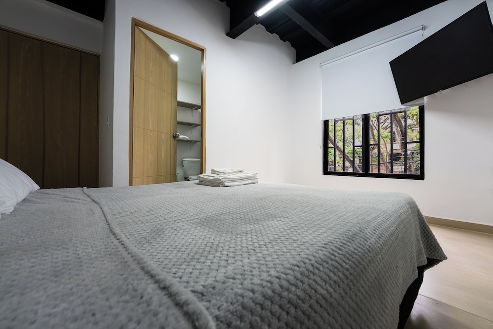 Deluxe Double Room, Non Smoking, Microwave