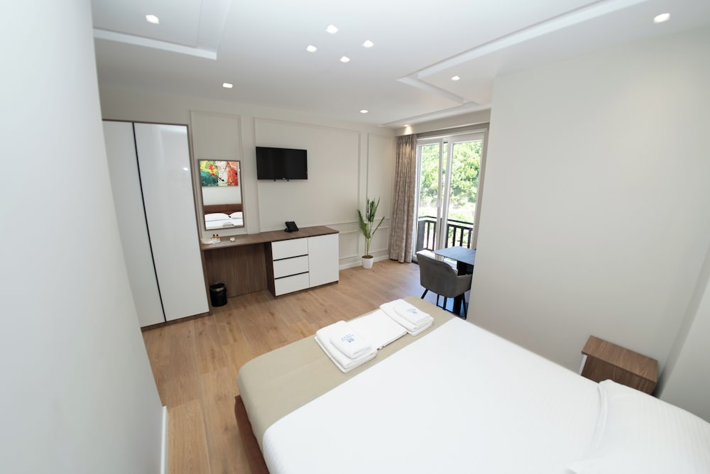 Standard Double Room photo 2