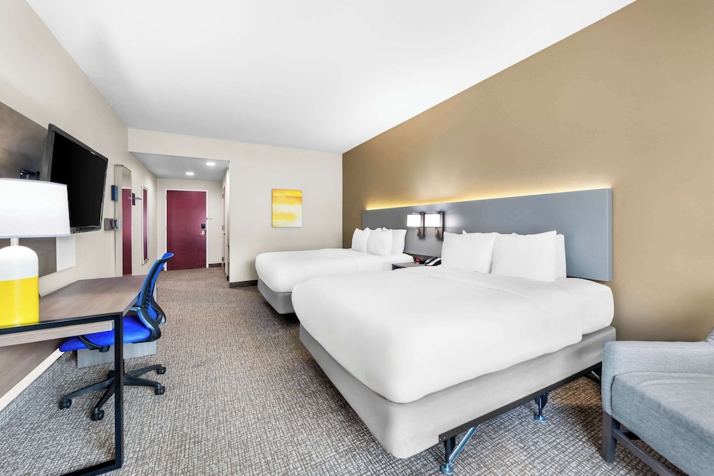 Room, 2 Queen Beds, Accessible, Non Smoking - Photo 4