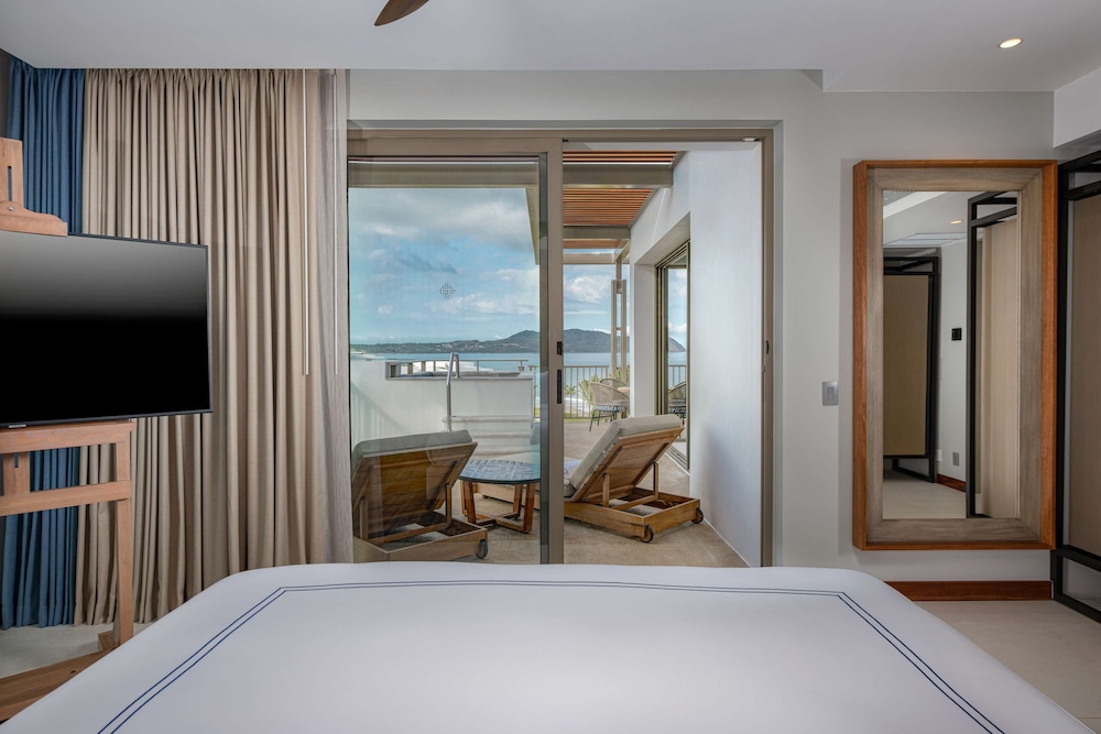 Suite, 1 King Bed With Sofa Bed, Private Pool, Ocean View